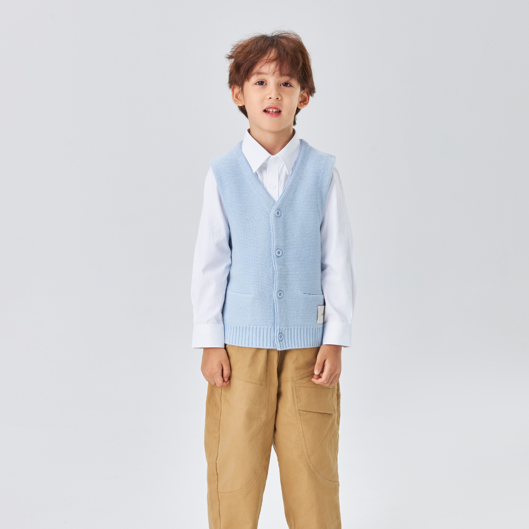 Merino V-Neck Knit Vest | Cloud Blue